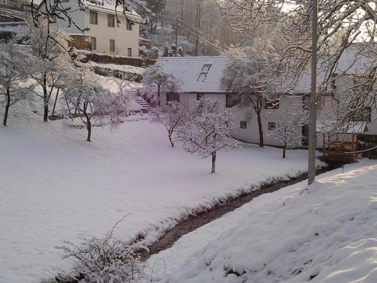 Quaint Farmhouse In Langenbach Near The Lake Εξωτερικό φωτογραφία